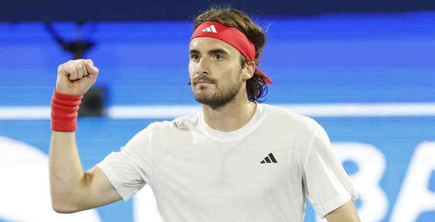 ATP总决赛翻盘法网，西西帕斯惊艳四座