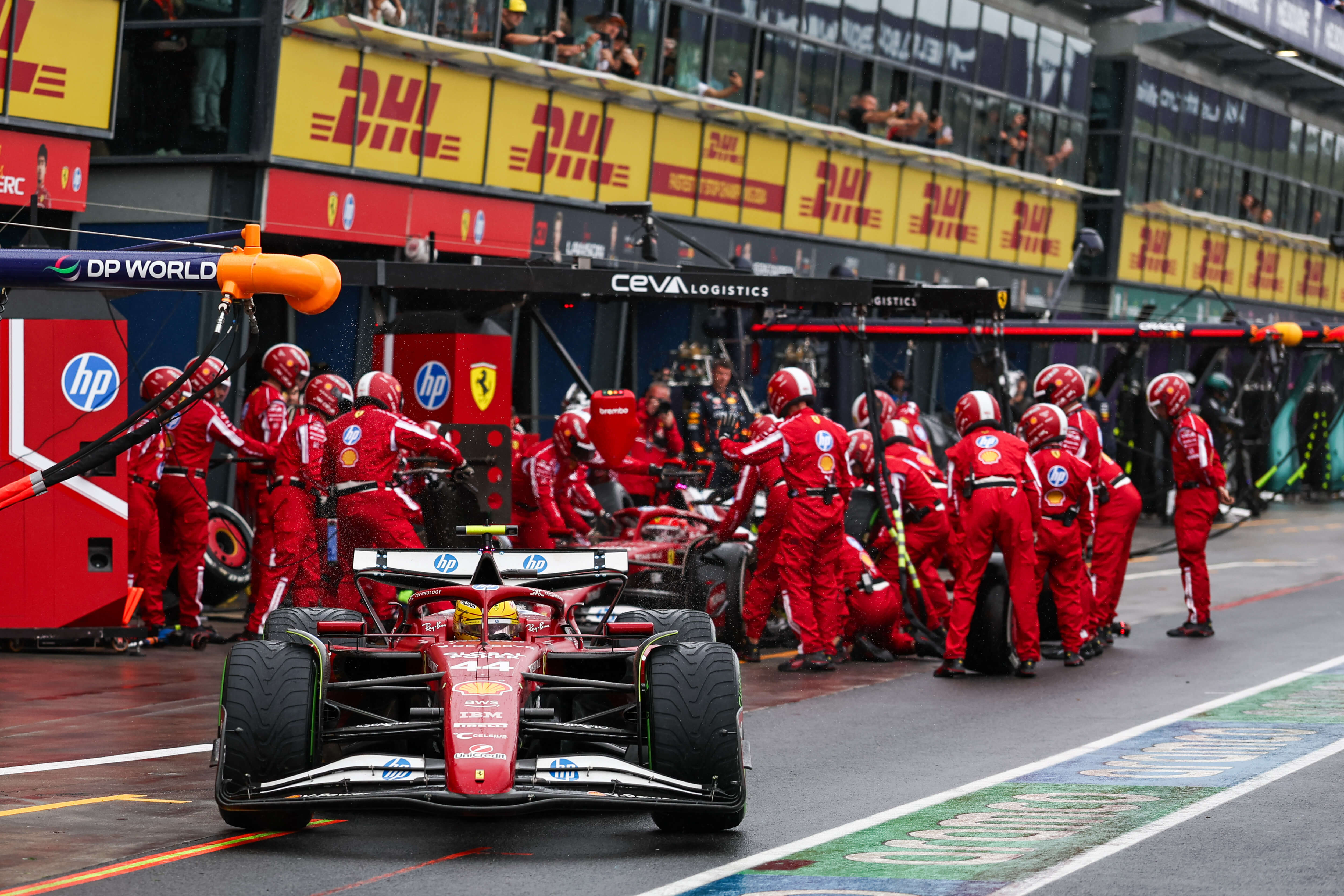 索伯车队逆转法拉利,勒克莱尔带队取胜 索伯车队逆转法拉利,勒克莱尔带队取胜