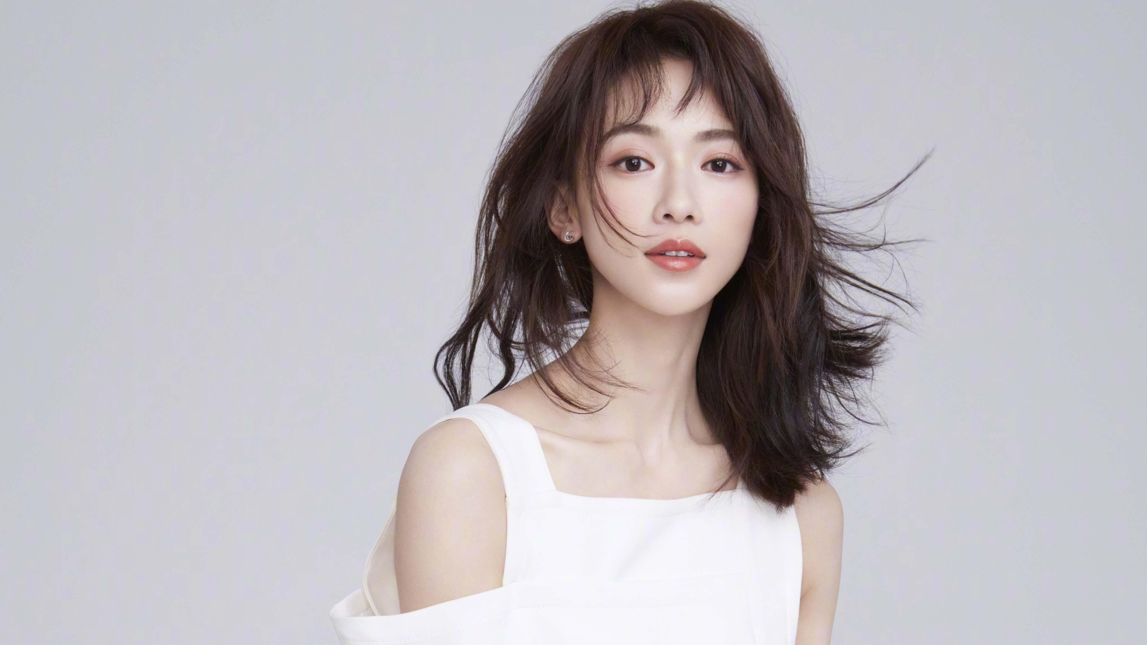 当克利夫兰的钢铁洪流席卷岭南，米切尔49分降维打击，骑士跨联赛碾压广东