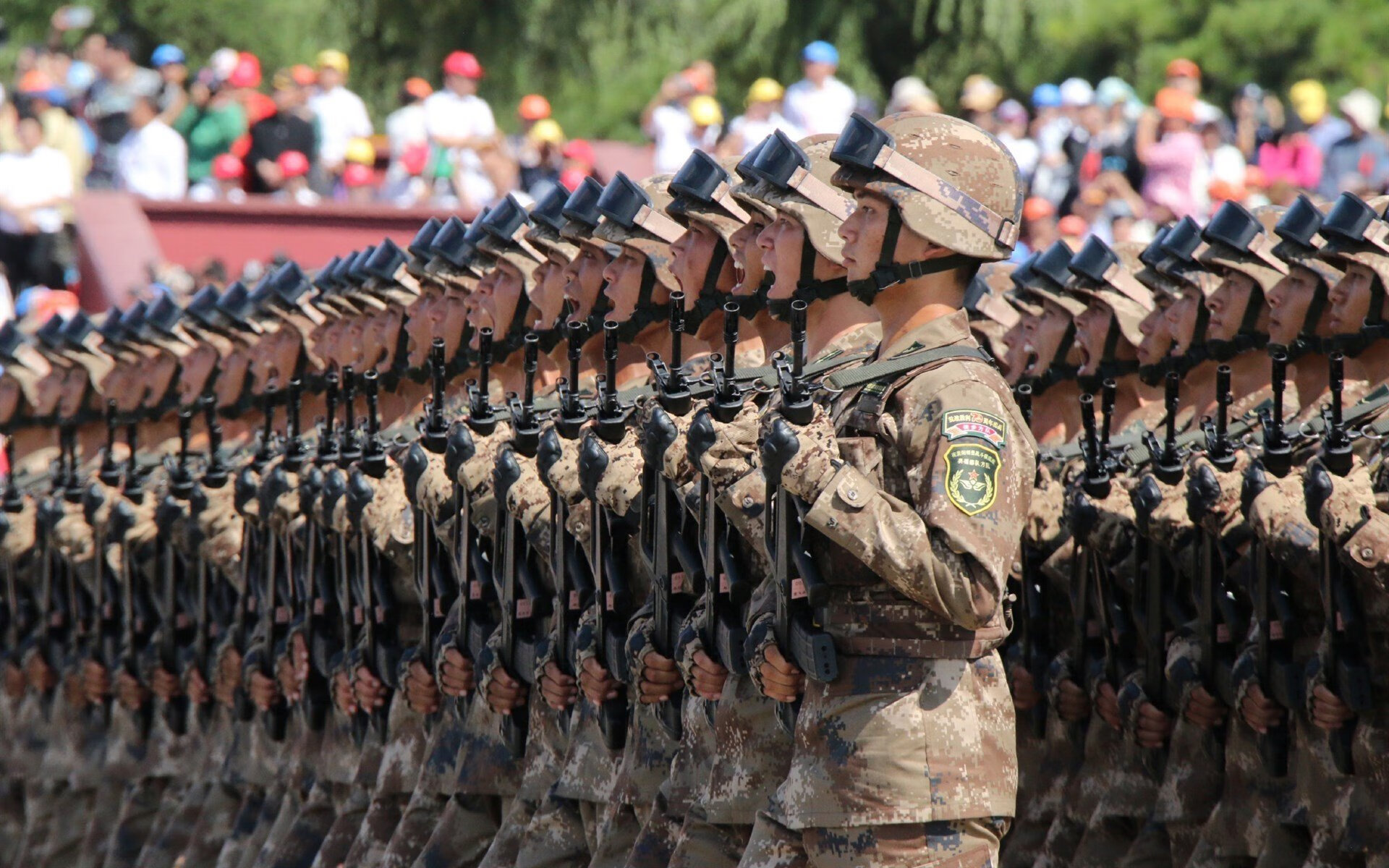 当克利夫兰的钢铁洪流席卷岭南，米切尔49分降维打击，骑士跨联赛碾压广东