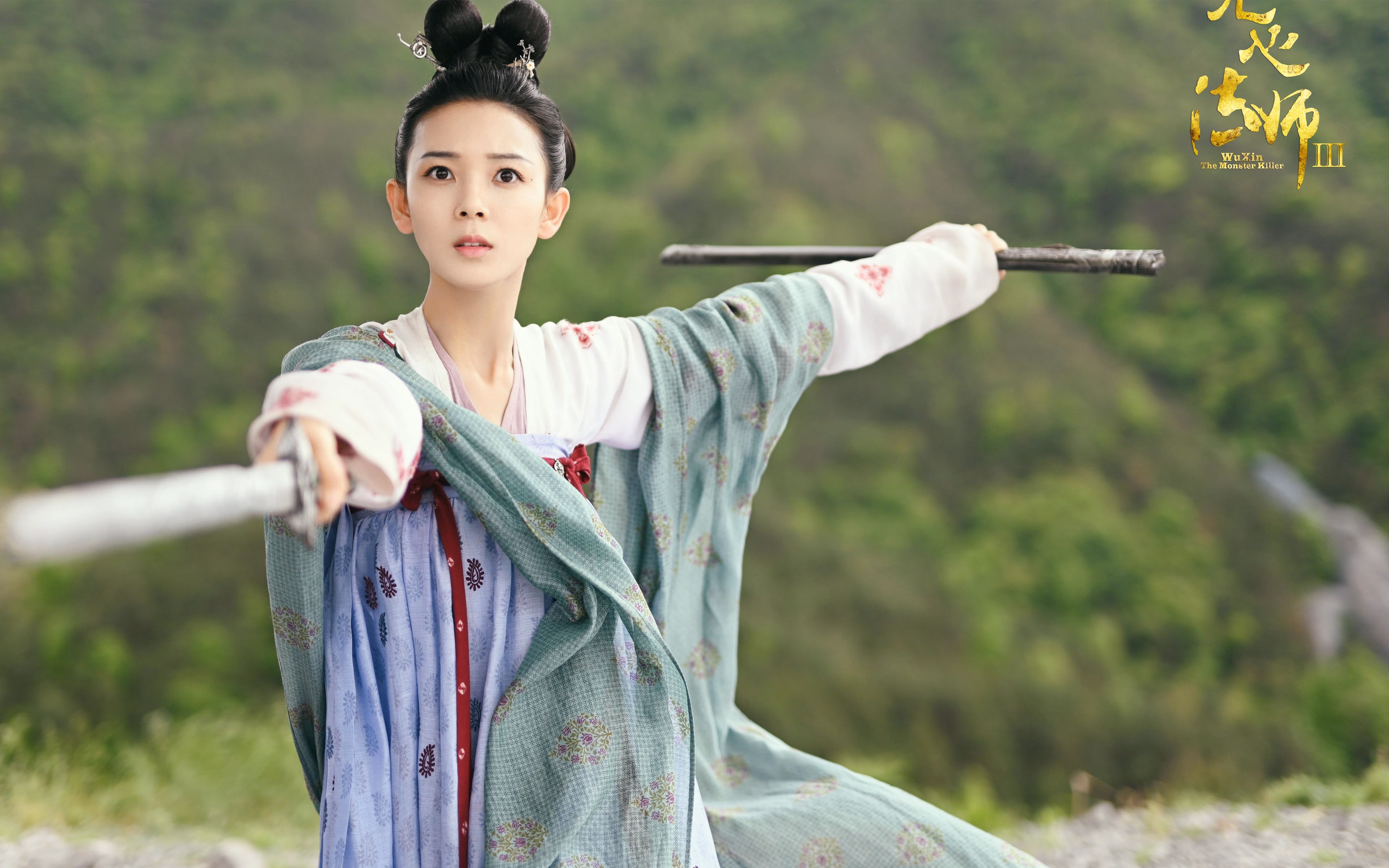 欧冠之夜双城记,萨拉赫封神,塞维利亚上演绝地逃亡